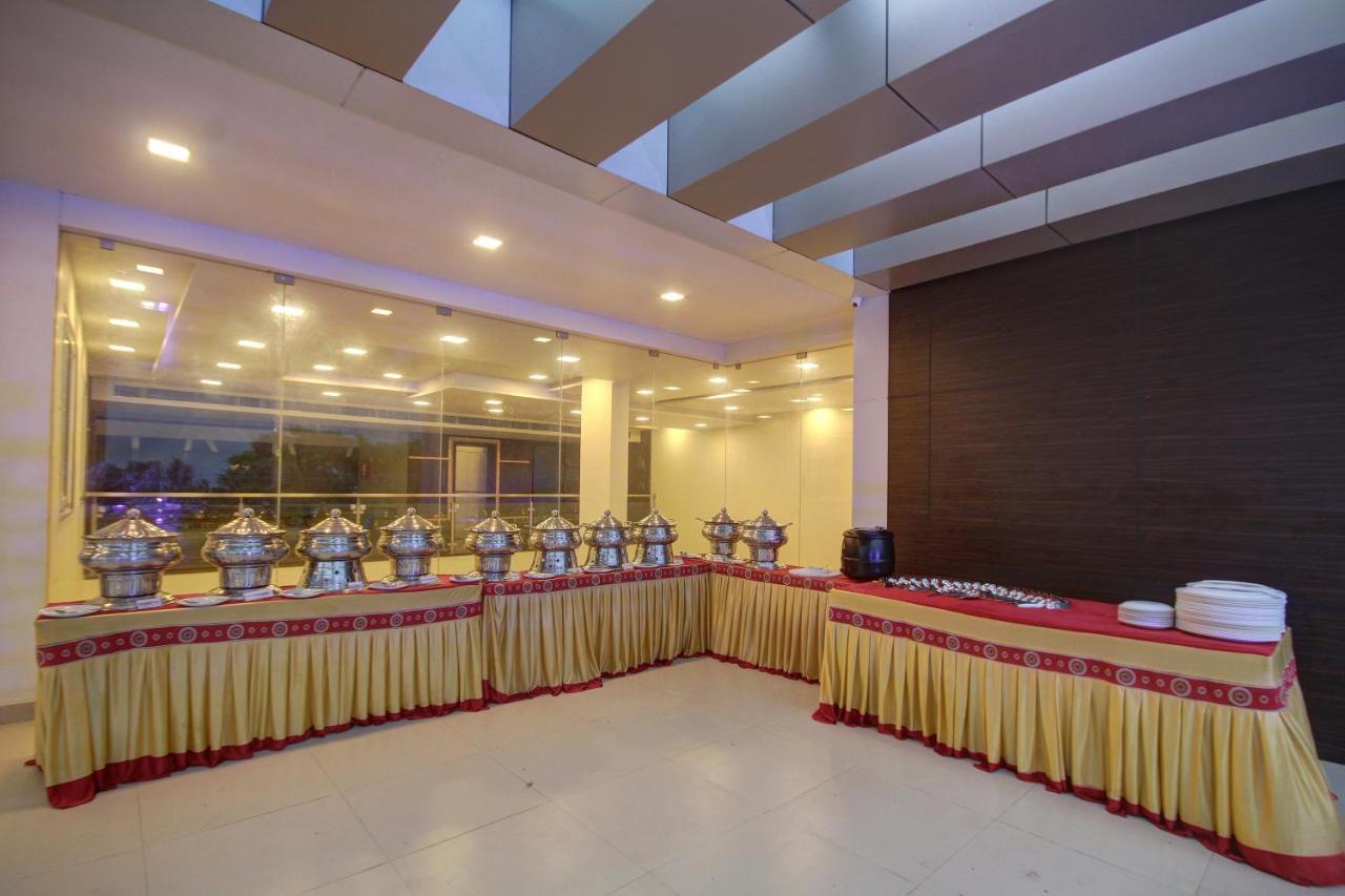 Hotel Le Grande Bijāpur 外观 照片