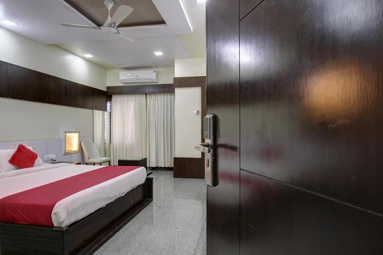 Hotel Le Grande Bijāpur 外观 照片