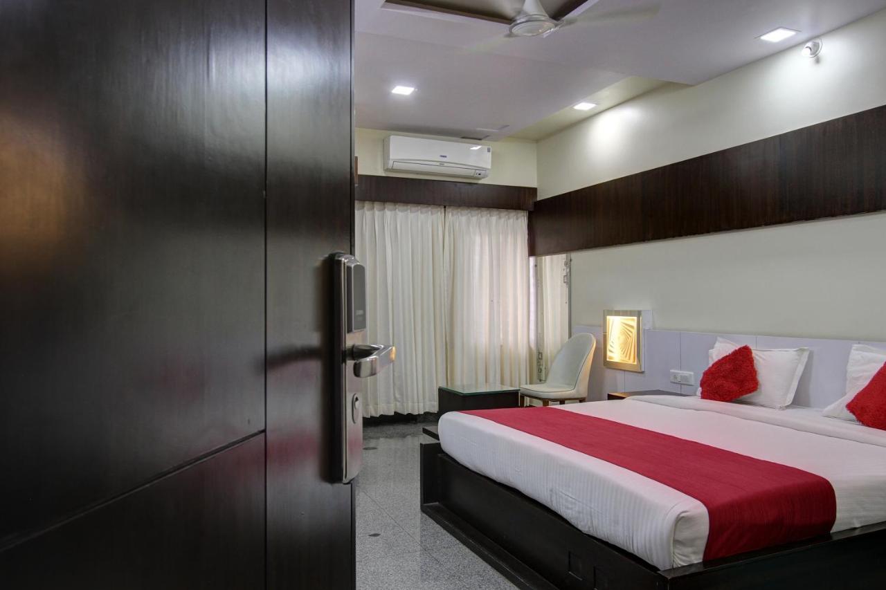 Hotel Le Grande Bijāpur 外观 照片