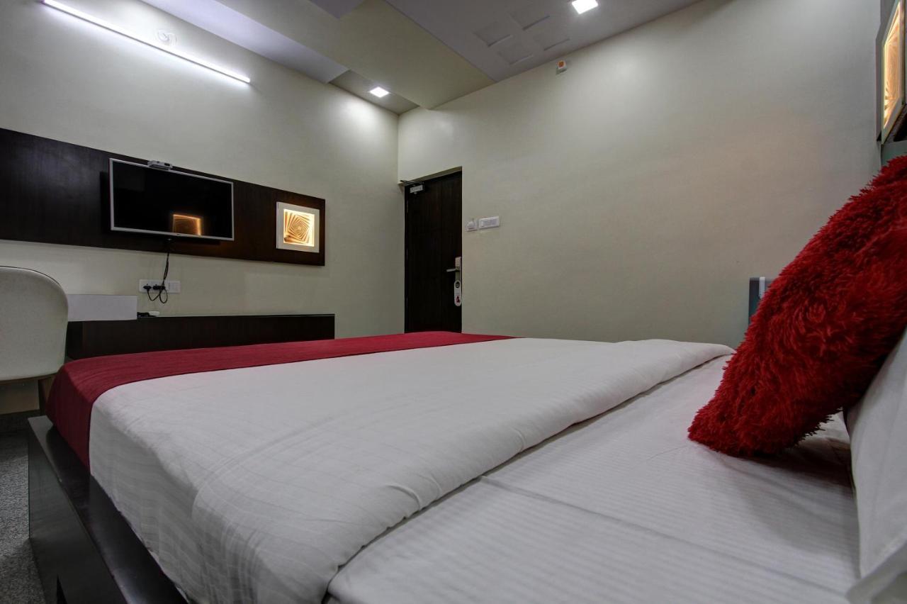 Hotel Le Grande Bijāpur 外观 照片